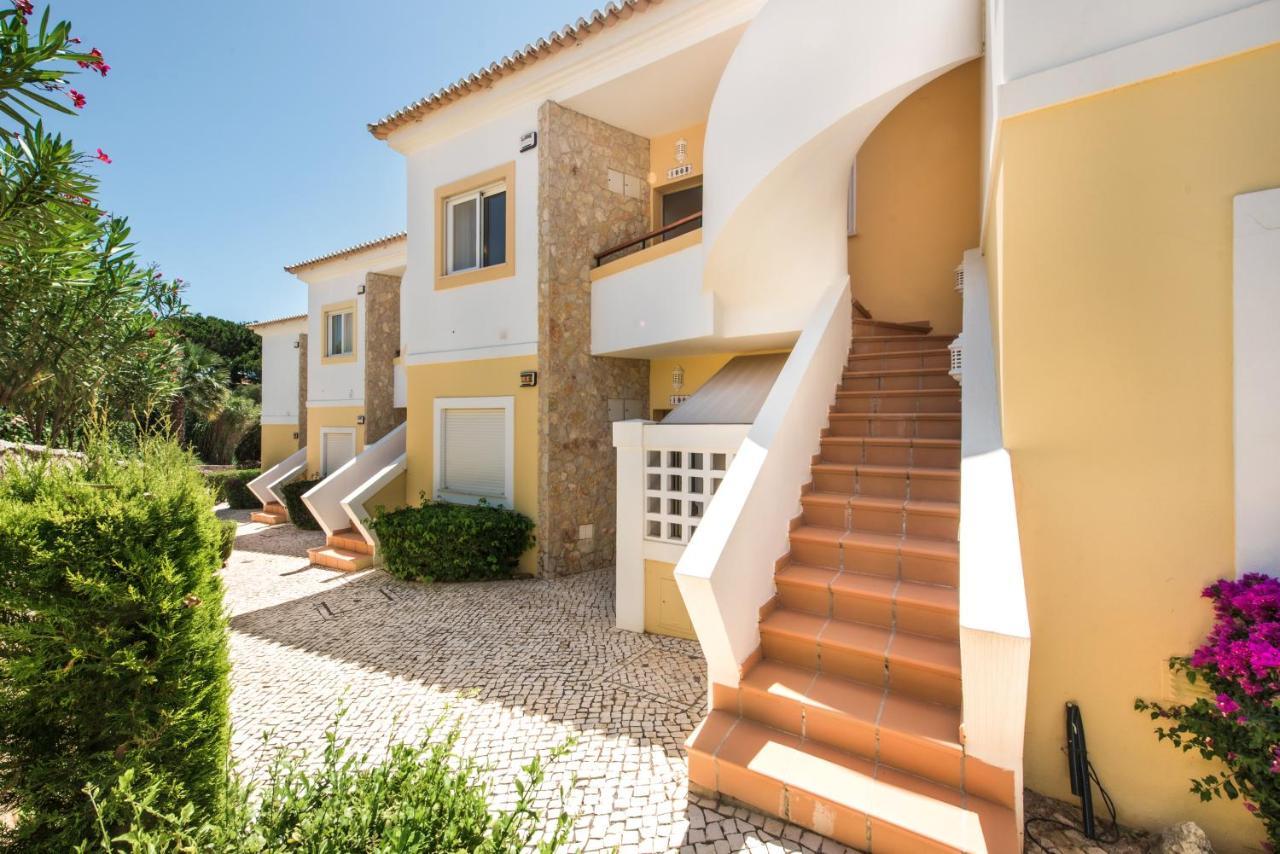 Beautiful Two Bedroom Apartment With Roof Terrace Carvoeiro  Buitenkant foto