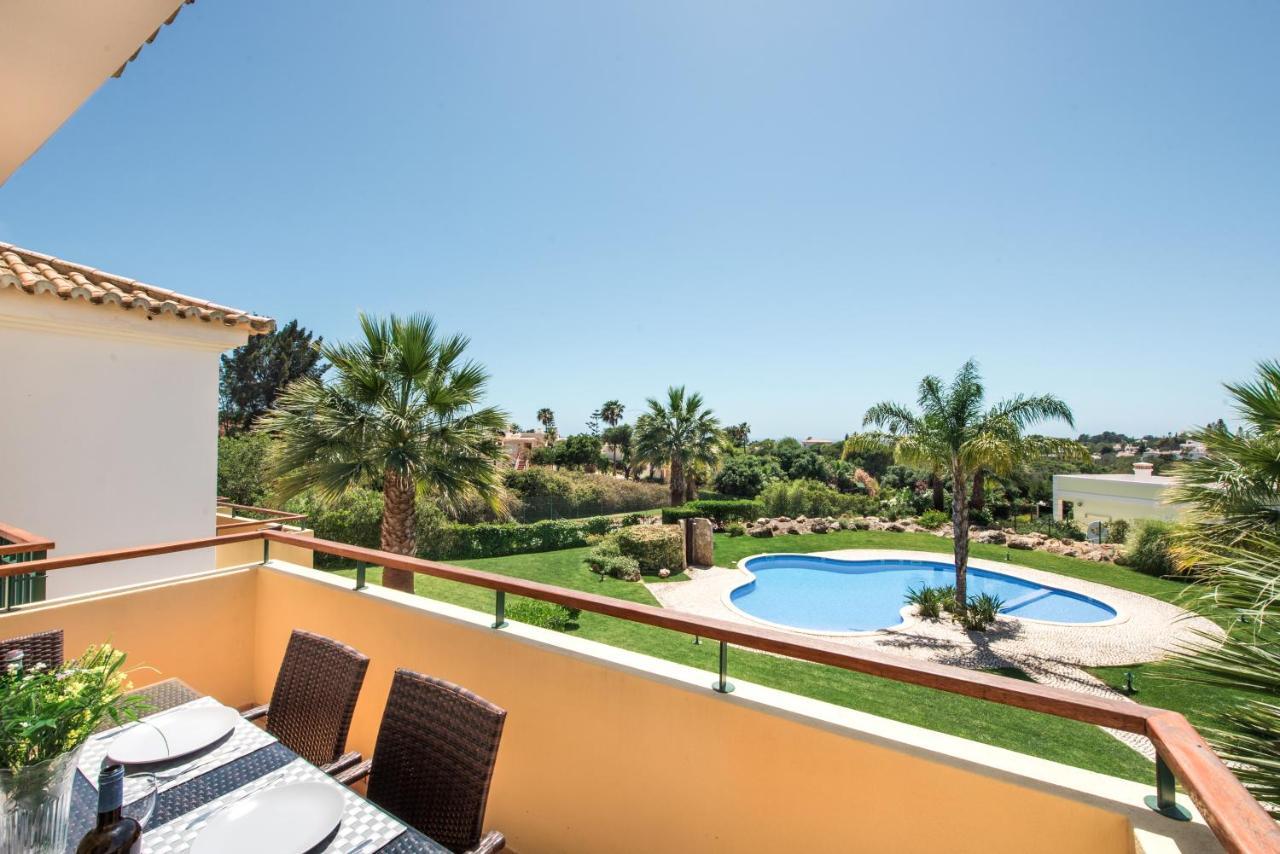 Beautiful Two Bedroom Apartment With Roof Terrace Carvoeiro  Buitenkant foto
