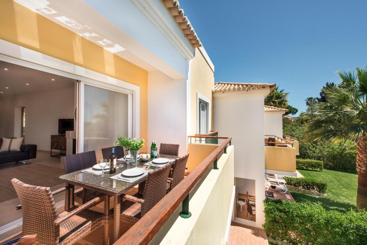 Beautiful Two Bedroom Apartment With Roof Terrace Carvoeiro  Buitenkant foto